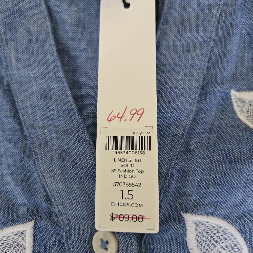 CHICO'S 100% Linen Sz 1.5 NWT Blue Floral Crop S/Sl Women's Button Front Blouse - Picture 3 of 9